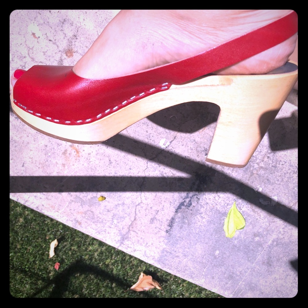 Hasbeens in size 9 (39-40)